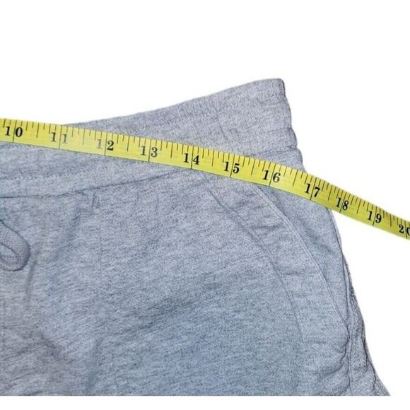 Athleta Women's Balloon Heathered Grey Drawstring Cotton Sweat Shorts Size 14 - Picture 3 of 5